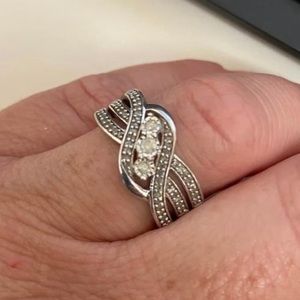 Sterling silver ring with diamonds